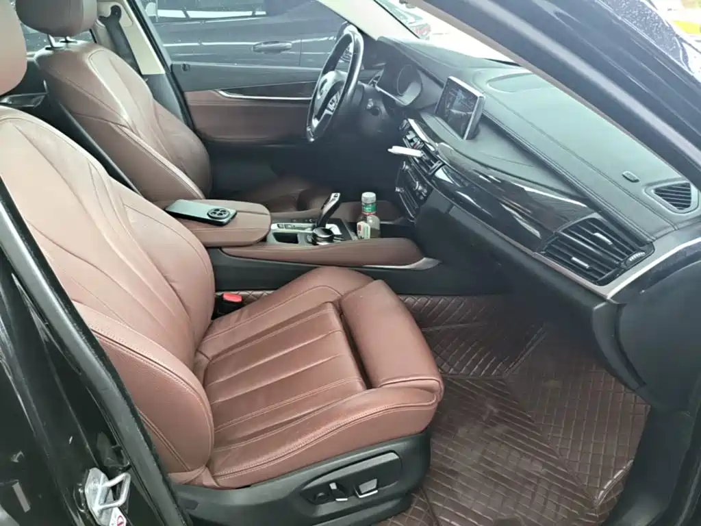 BMW X6 2018 xDrive28i купить на сайте DeffCars