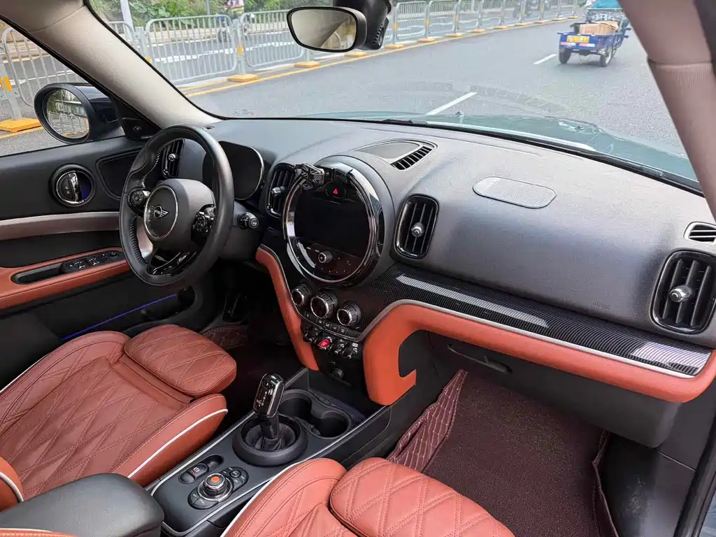 MINI COUNTRYMAN 2021 2.0T COOPER S ALL4 купить на сайте DeffCars