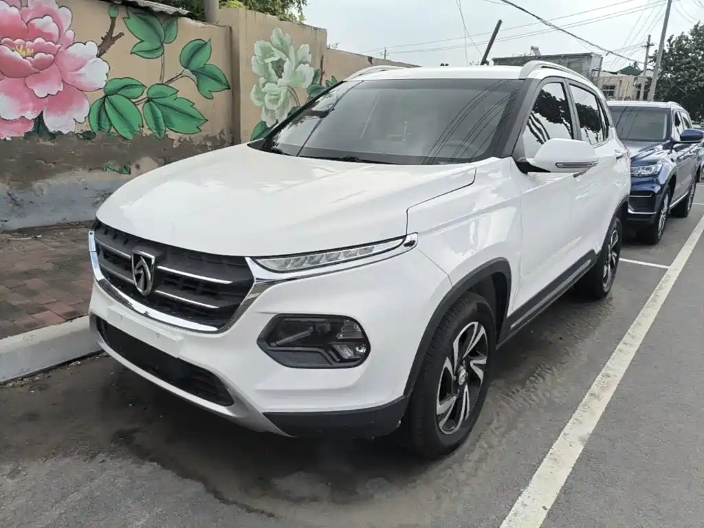 Baojun 510 2017 1.5L automatic fashion model купить на сайте DeffCars