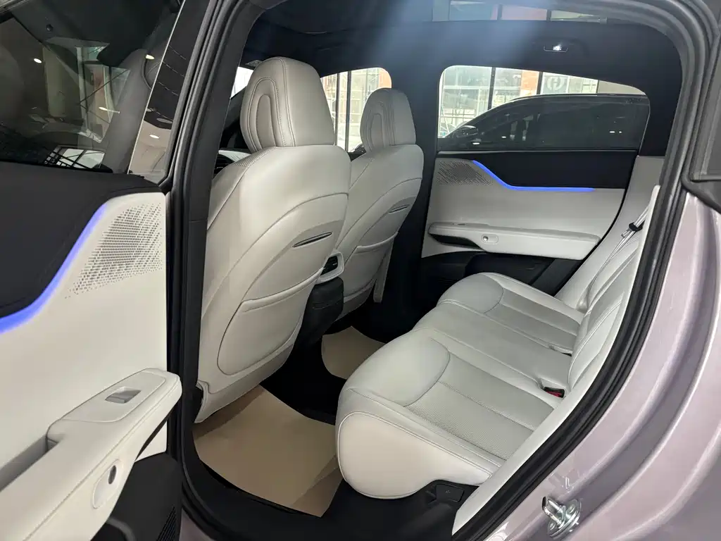 Xpeng G6 2025 model 625 long battery life Max flagship version купить на сайте DeffCars