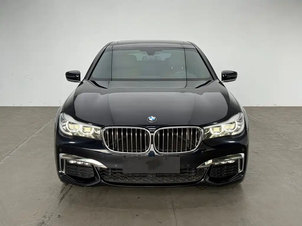 BMW 7 Series 2018 730Li Leading M Sports Package купить на сайте DeffCars