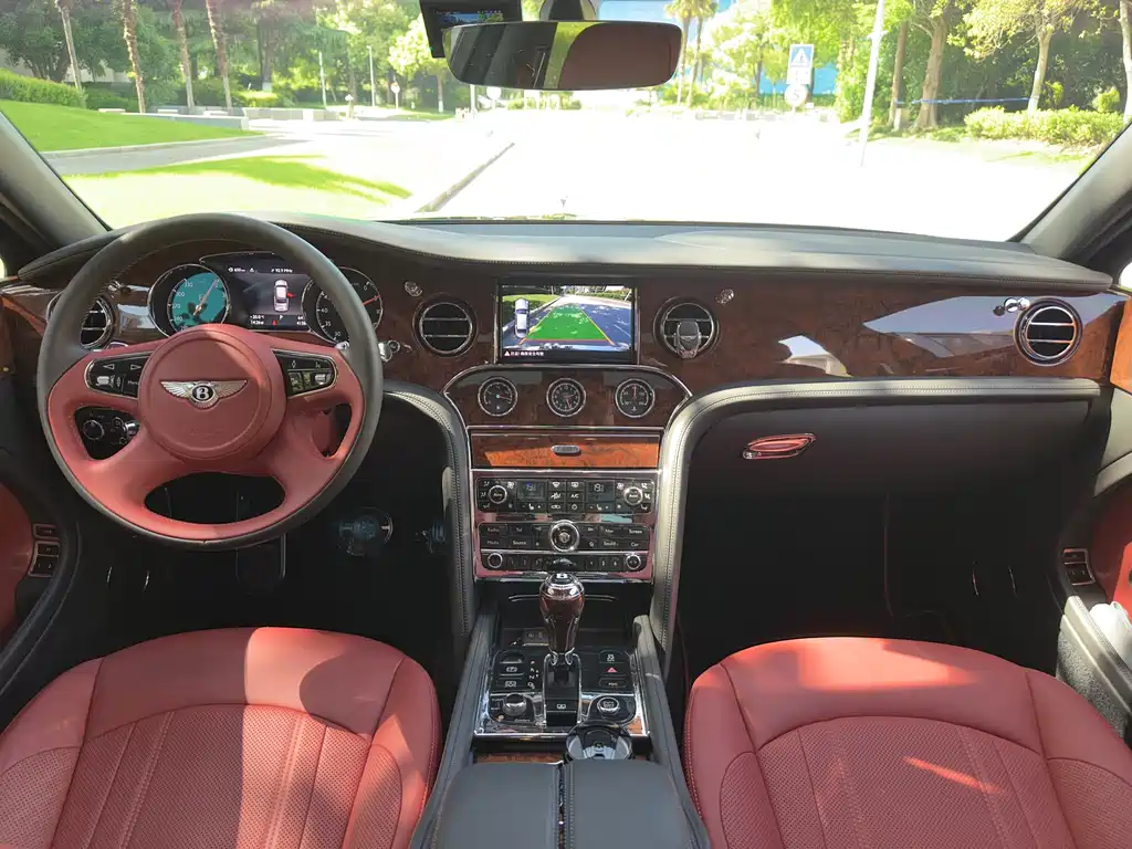 Mulsanne 2017 6.8T long wheelbase version купить на сайте DeffCars