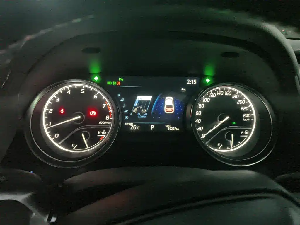 Camry 2019 2.0G Deluxe Edition National VI купить на сайте DeffCars