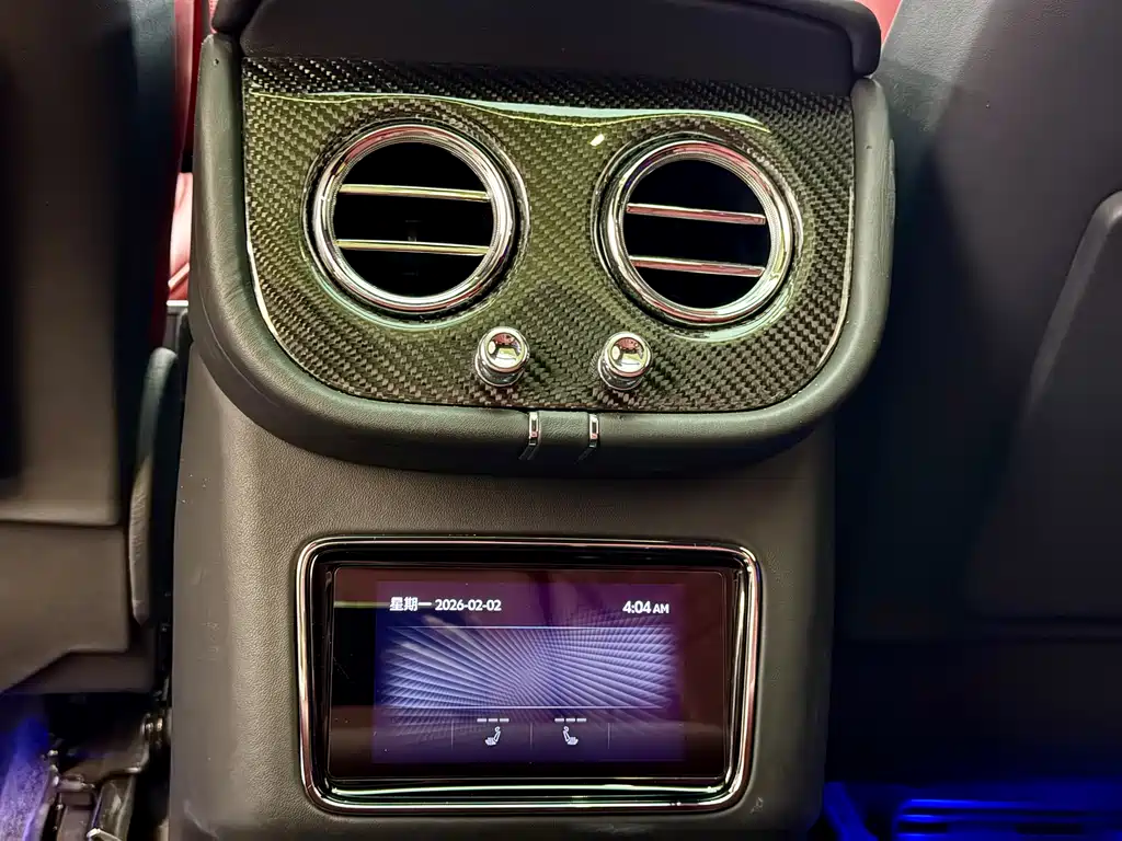 Bentayga 2021 4.0T V8 купить на сайте DeffCars