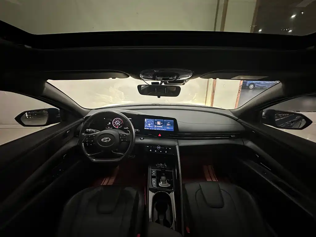 Elantra 2021 240TGDi DCT LUX Premium Edition купить на сайте DeffCars