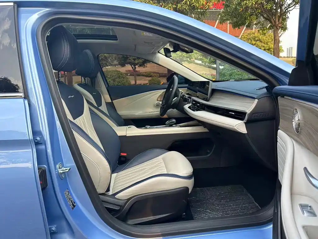 Arrizo 8 2022 model 1.6T DCT Yi купить на сайте DeffCars