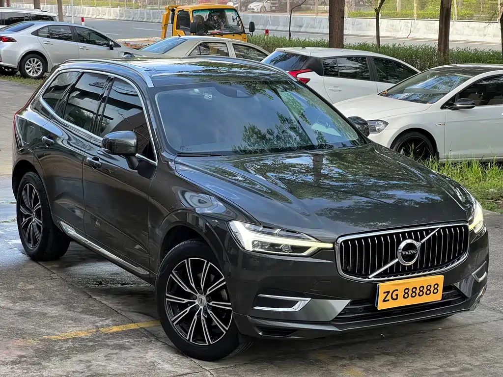 Volvo XC60 2020 T5 four-wheel drive Zhiyuan Deluxe Edition купить на сайте DeffCars