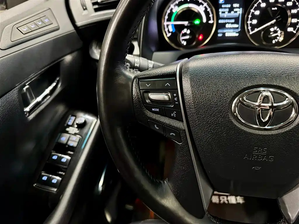 Wilfa 2021 Crown Dual Engine 2.5L HV Deluxe Edition купить на сайте DeffCars