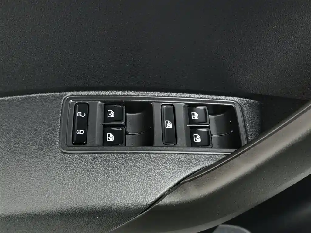 Santana 2021 1.5L automatic fashion version купить на сайте DeffCars