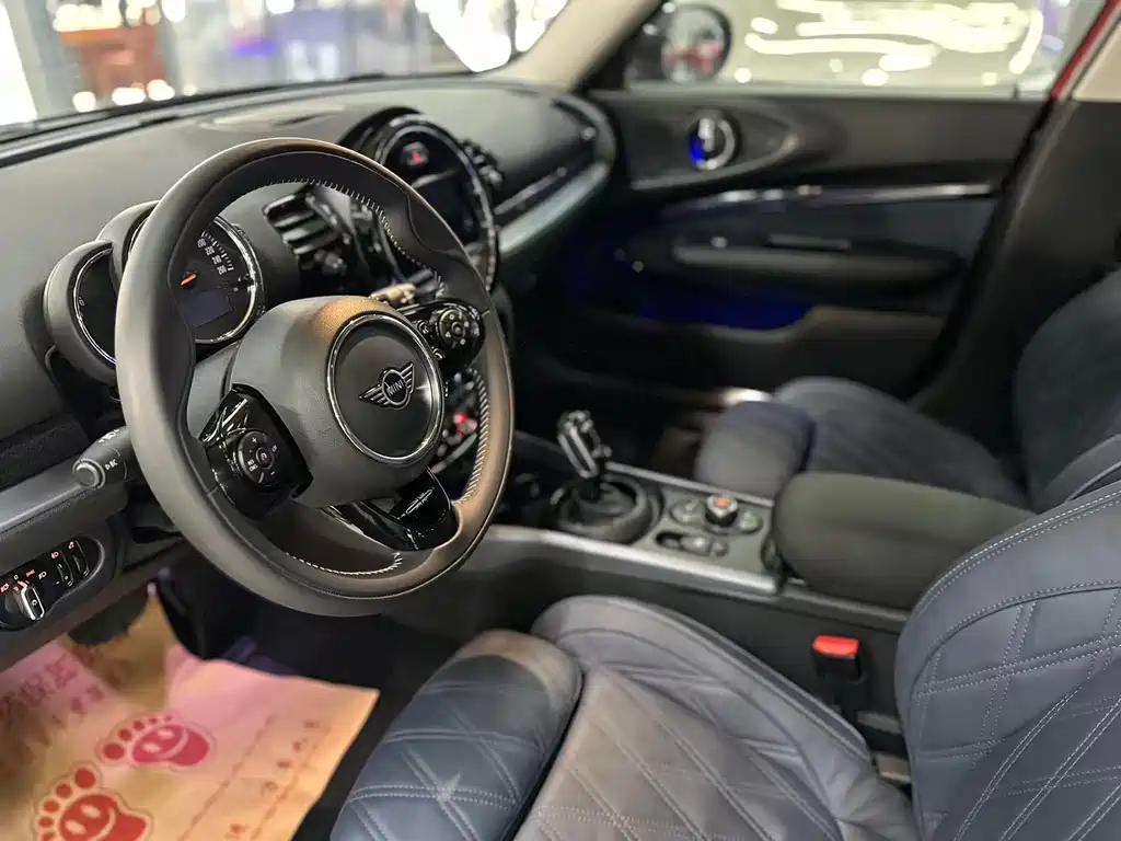 MINI CLUBMAN 2019 1.5T COOPER Connoisseur купить на сайте DeffCars