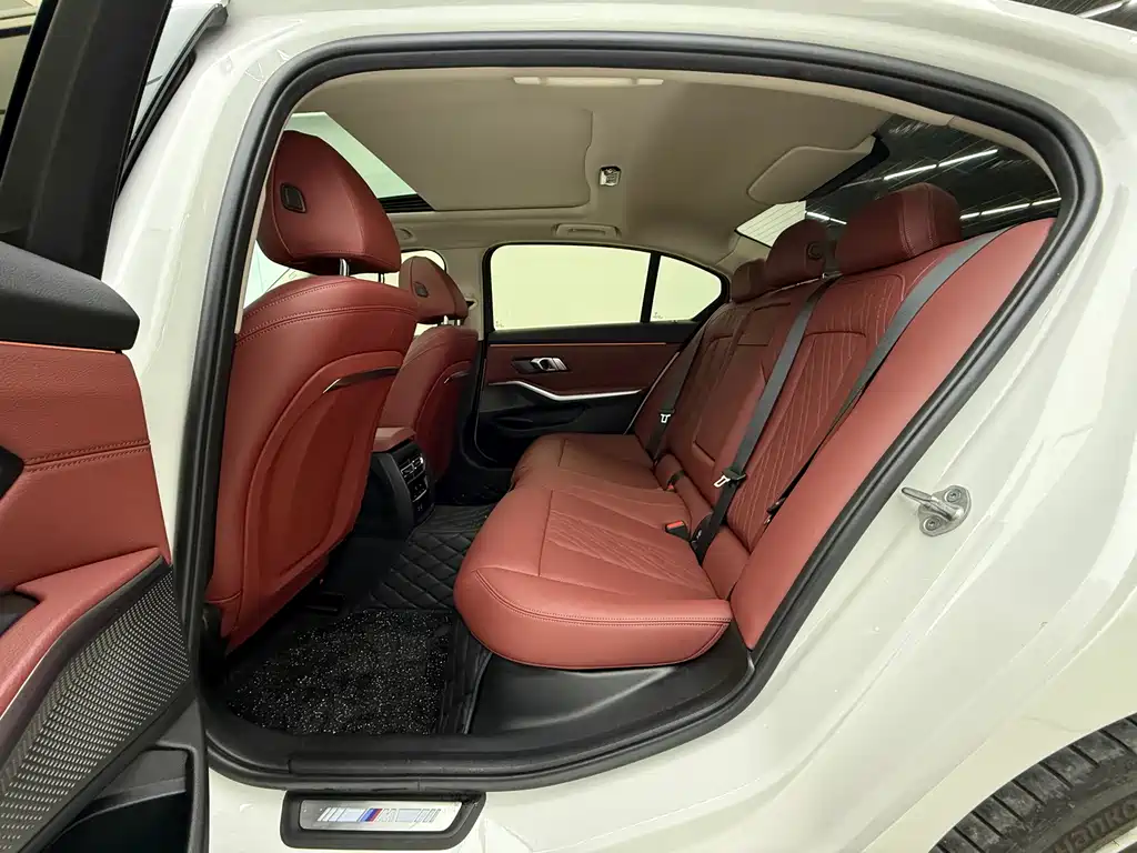 BMW 3 Series 2023 320Li M Sports Package купить на сайте DeffCars