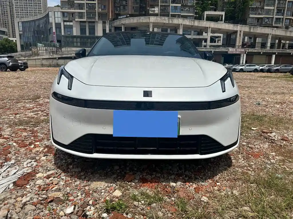 Lynk & Co 07 EM-P 2024 EM-P 126 Long Battery Life Pro купить на сайте DeffCars