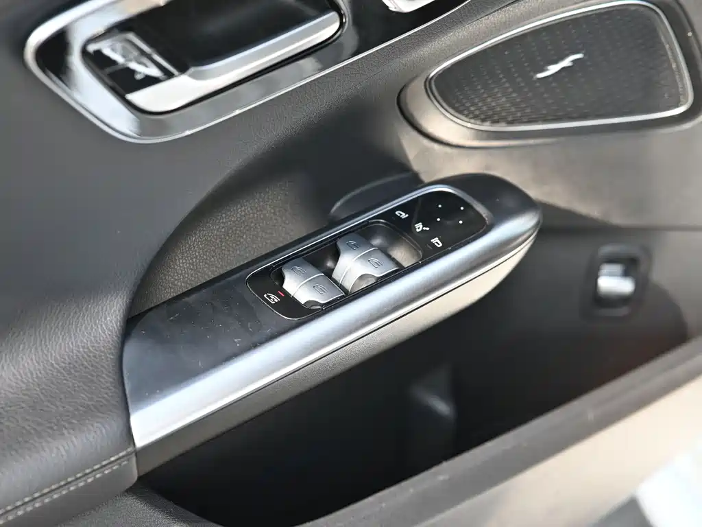 Mercedes-Benz C-Class 2024 C 260 L Sports Edition купить на сайте DeffCars