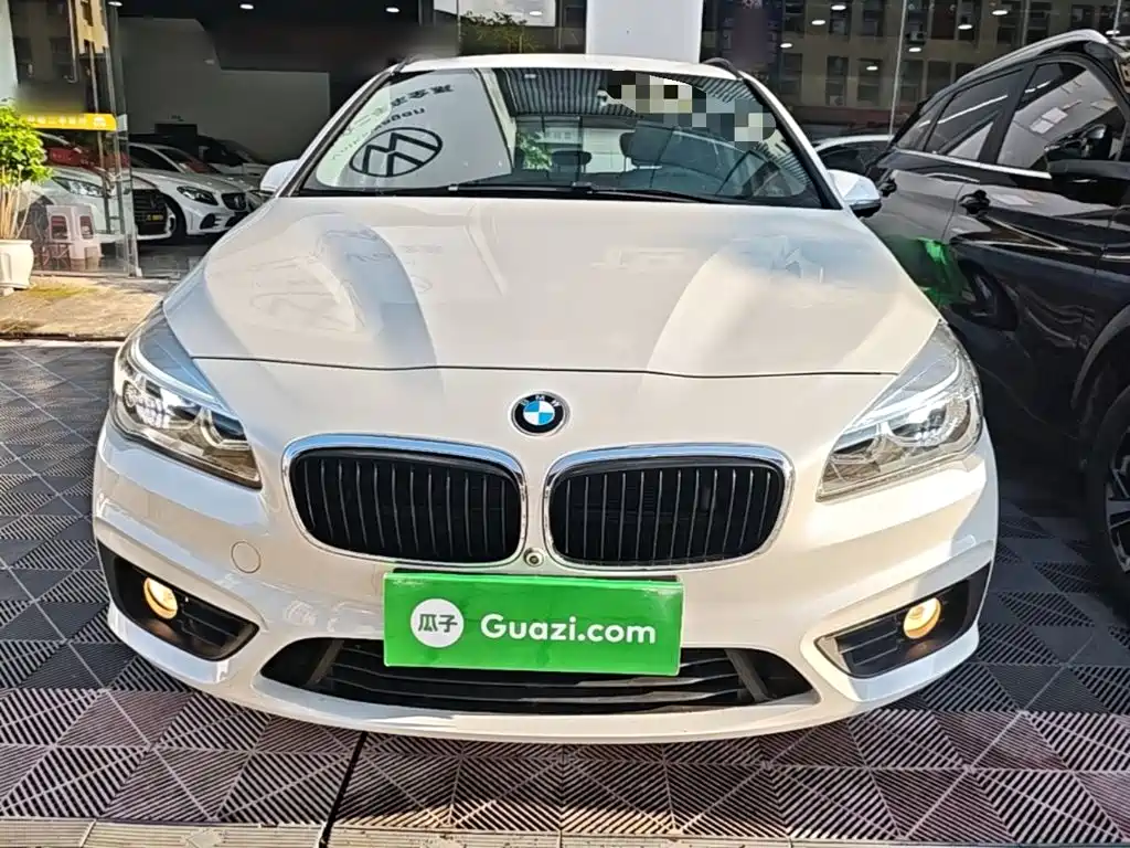 BMW 2 Series Touring 2016 218i Leading Model купить на сайте DeffCars