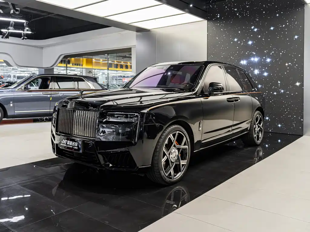 Cullinan 2018 five-seater version купить на сайте DeffCars