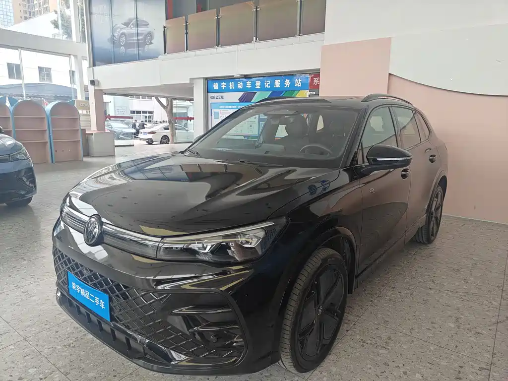 Tiguan L 2024 PRO 380TSI four-wheel drive R-Line Zhizun Edition купить на сайте DeffCars