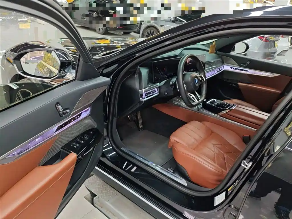 BMW i7 2023 eDrive50L Exclusive M Sports Package купить на сайте DeffCars