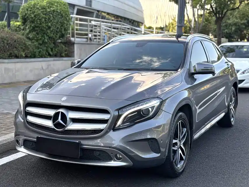 Mercedes-Benz GLA 2015 GLA 220 4MATIC Fashion Model купить на сайте DeffCars