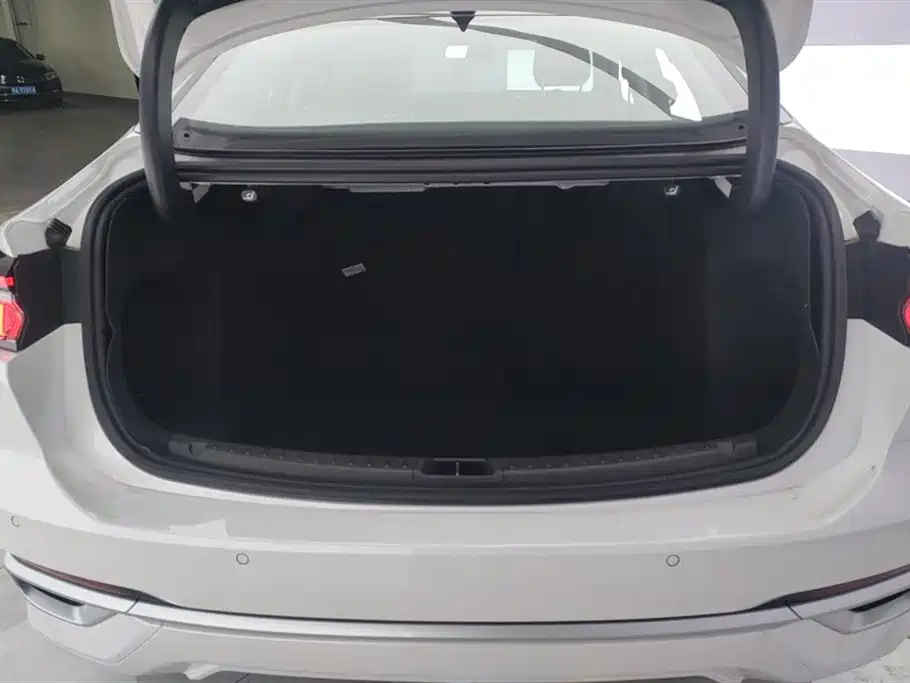 Mondeo 2023 EcoBoost 245 Luxury купить на сайте DeffCars