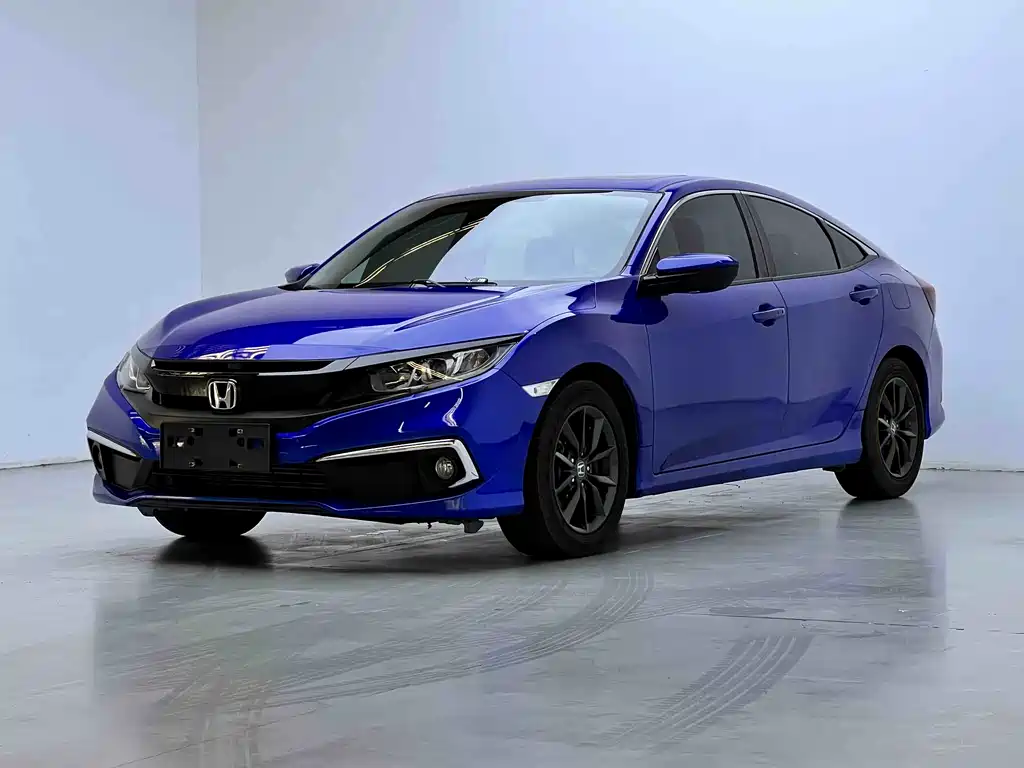 Civic 2019 220TURBO CVT Dynamic Edition National VI купить на сайте DeffCars