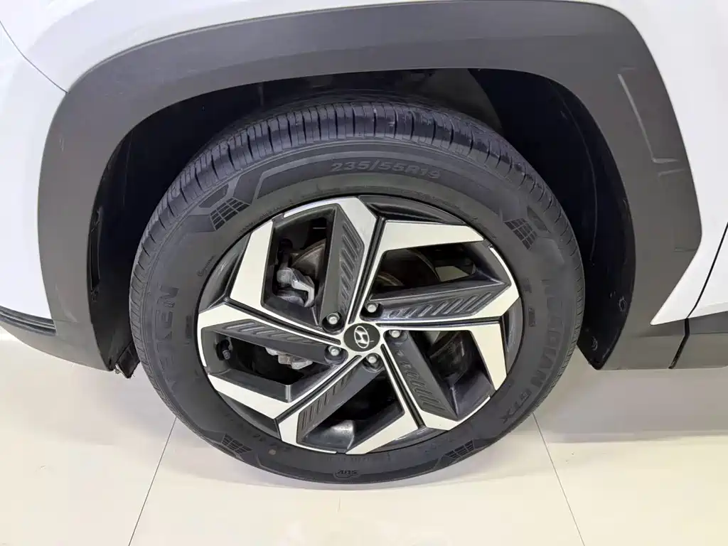 Tucson 2021 Tucson L 1.5T DCT LUX Premium Edition купить на сайте DeffCars