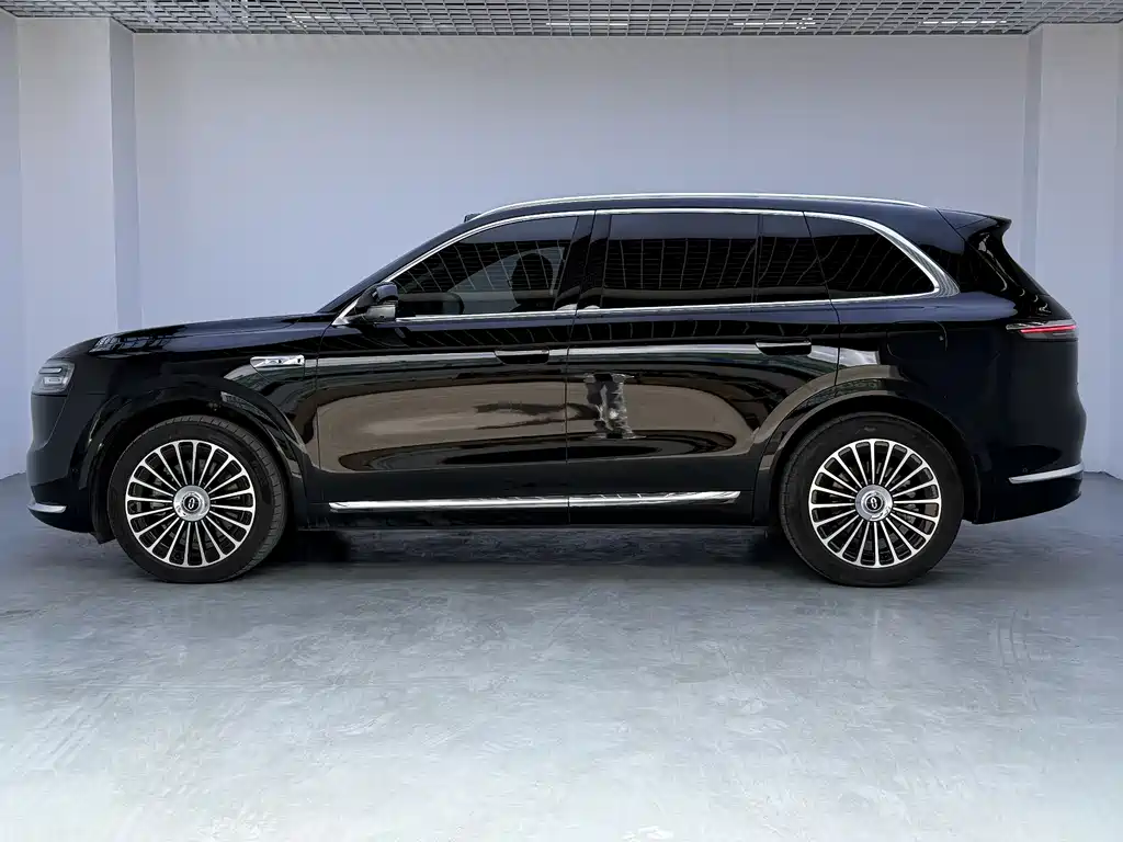 Wenjie M7 2026 extended range Max four-wheel drive version 5 seats (192-line lidar) купить на сайте DeffCars