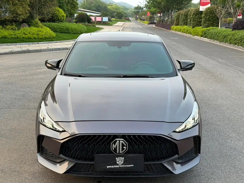 MG5 2021 facelift 300TGI DCT Green Luxury Edition купить на сайте DeffCars