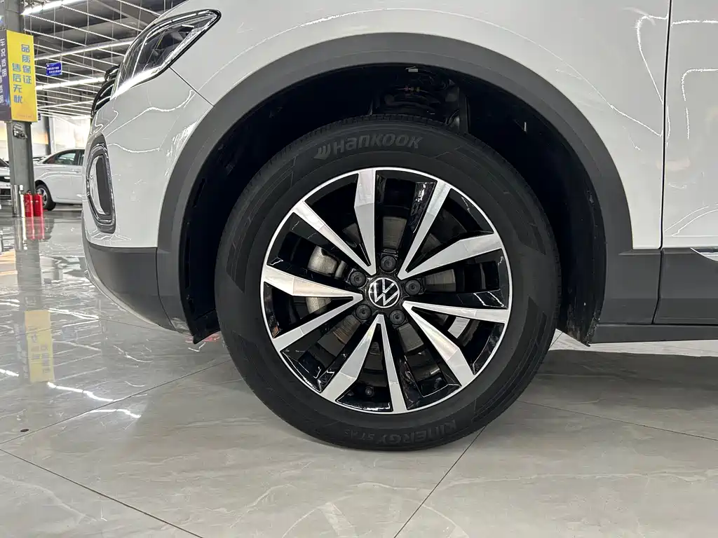 T-ROC 2023 280TSI DSG two-wheel drive time version купить на сайте DeffCars