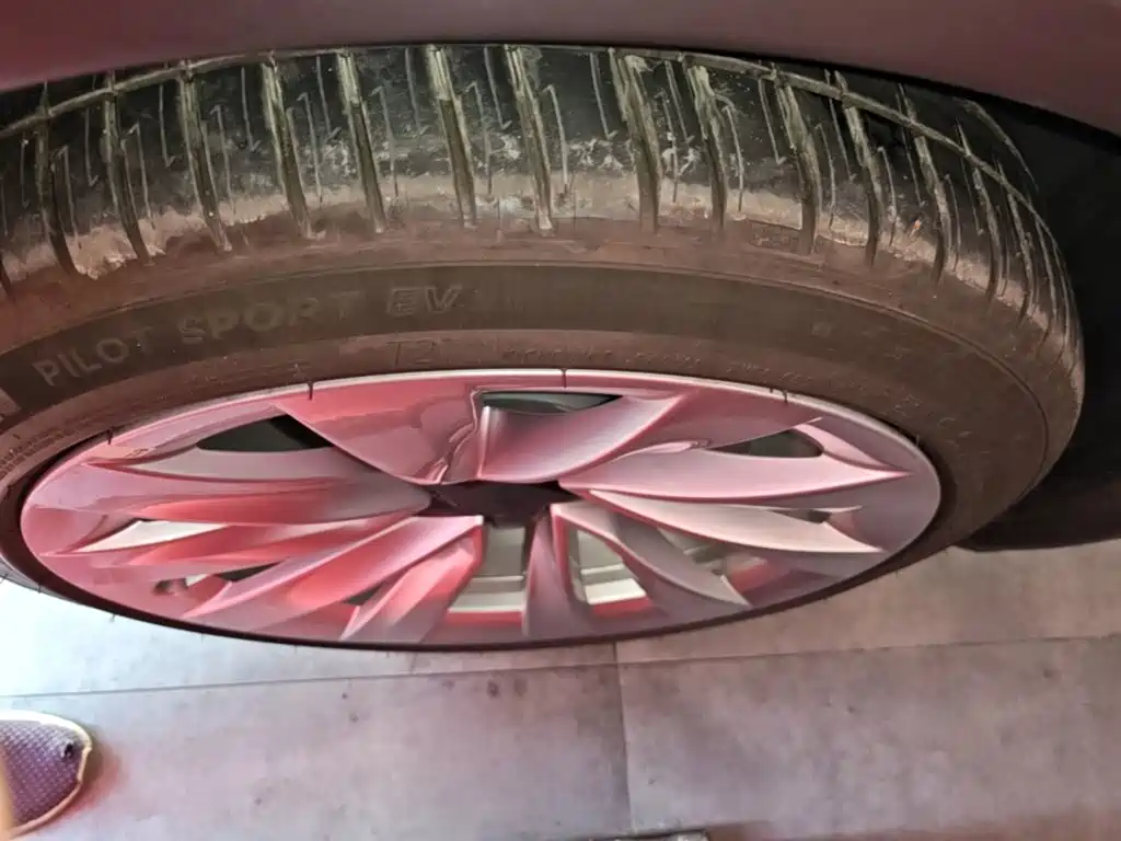 Model Y 2025 Long Range All-Wheel Drive First Edition купить на сайте DeffCars