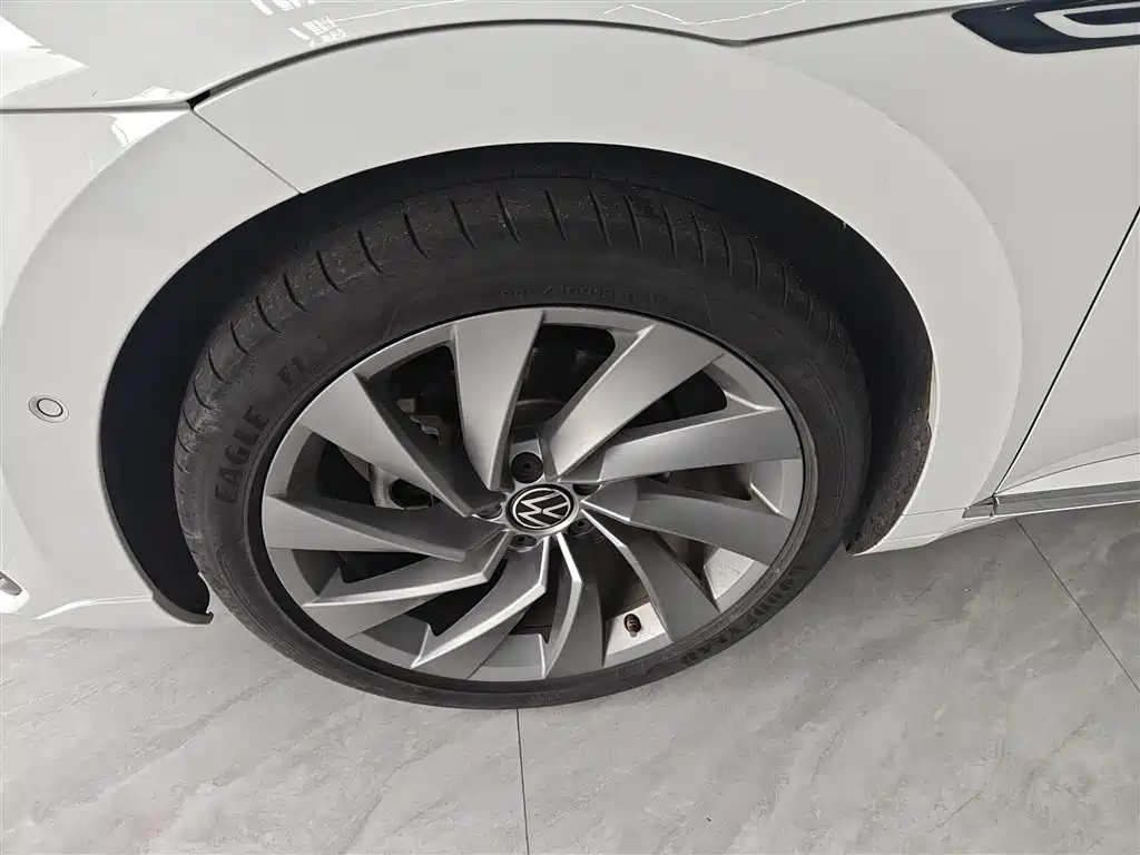 FAW-Volkswagen CC 2021 380TSI eye-catching version купить на сайте DeffCars