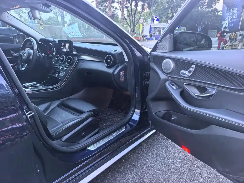 Mercedes-Benz C-Class 2016 C 180 L Sports купить на сайте DeffCars