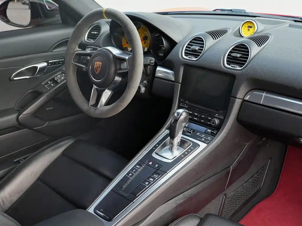 Porsche 718 2018 Cayman 2.0T купить на сайте DeffCars