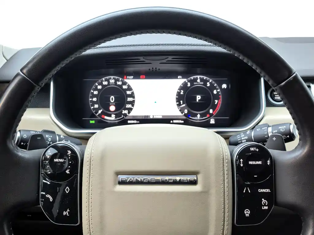 Range Rover 2021 3.0 L6 Legend Extended Classic Edition купить на сайте DeffCars