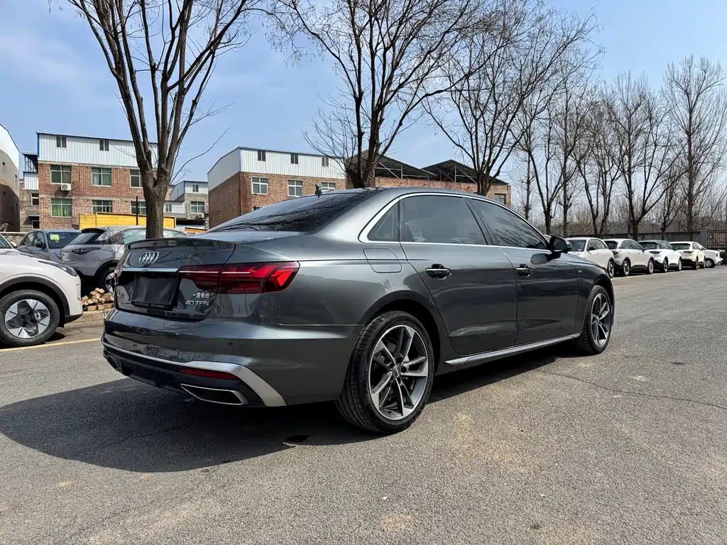 Audi A4L 2020 35 TFSI Fashionable and Dynamic купить на сайте DeffCars