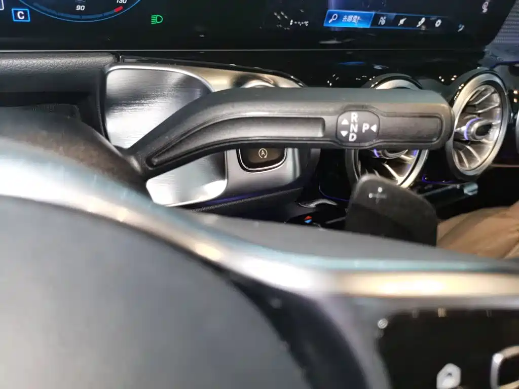 Mercedes-Benz GLB 2021 GLB 200 Dynamic купить на сайте DeffCars