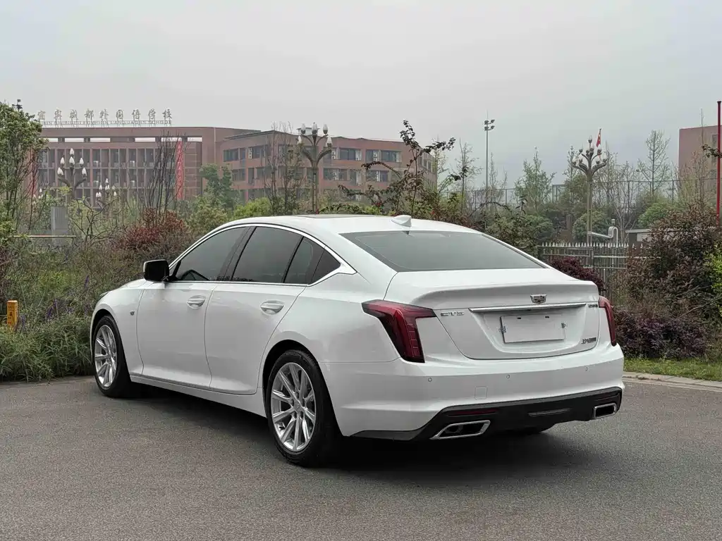 Cadillac CT5 2020 28T Fashion Model купить на сайте DeffCars