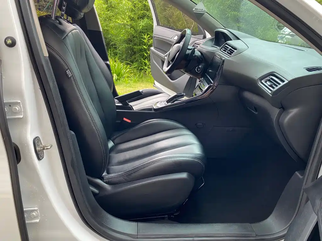 Peugeot 308 2019 230THP Automatic Deluxe Edition National V купить на сайте DeffCars
