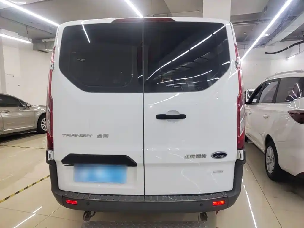 Transit 2019 2.0T Gasoline Automatic Multipurpose Commercial Vehicle Short Axle Low Top 6 Seater Country VI купить на сайте DeffCars