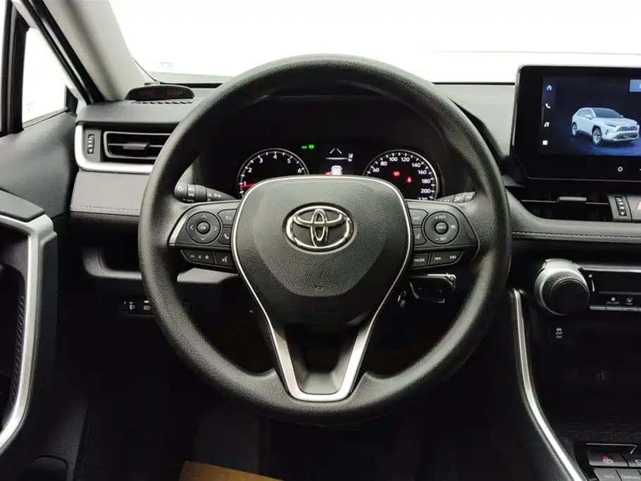 RAV4 Rongfang 2024 2.0L CVT two-wheel drive urban version купить на сайте DeffCars