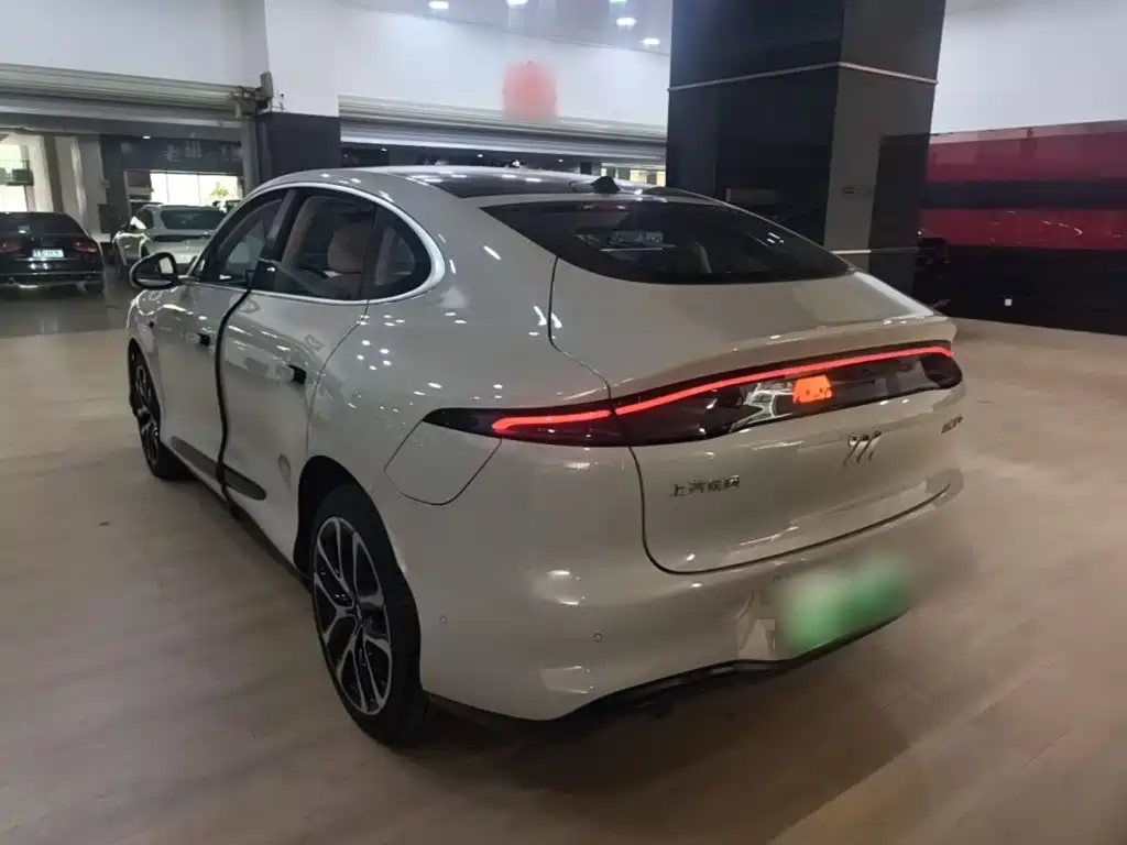 LS6 2026款 增程 52 Max купить на сайте DeffCars