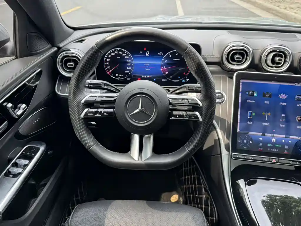 Mercedes-Benz C-Class 2023 facelift C 260 L sports version купить на сайте DeffCars