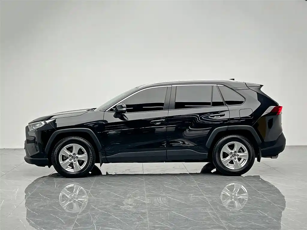 RAV4 Rongfang 2020 2.0L CVT two-wheel drive urban version купить на сайте DeffCars