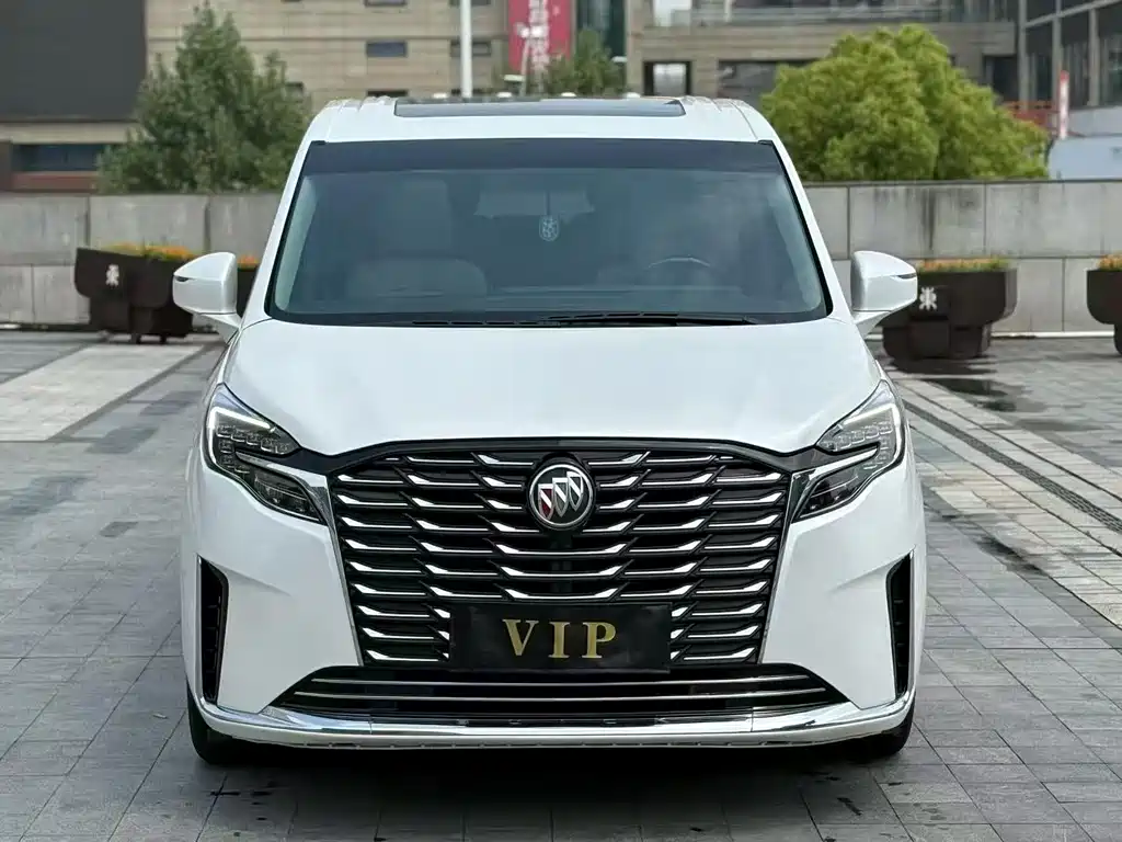 Buick GL8 2023 ES Lu Zun Exclusive Model купить на сайте DeffCars