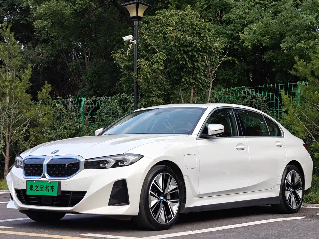 BMW i3 2022 eDrive 35 L купить на сайте DeffCars