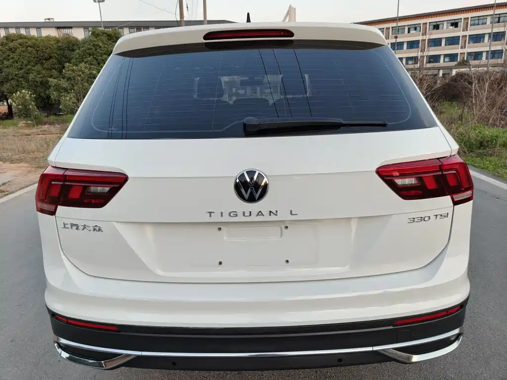 Tiguan L 2022 330TSI automatic two-wheel drive comfort version купить на сайте DeffCars
