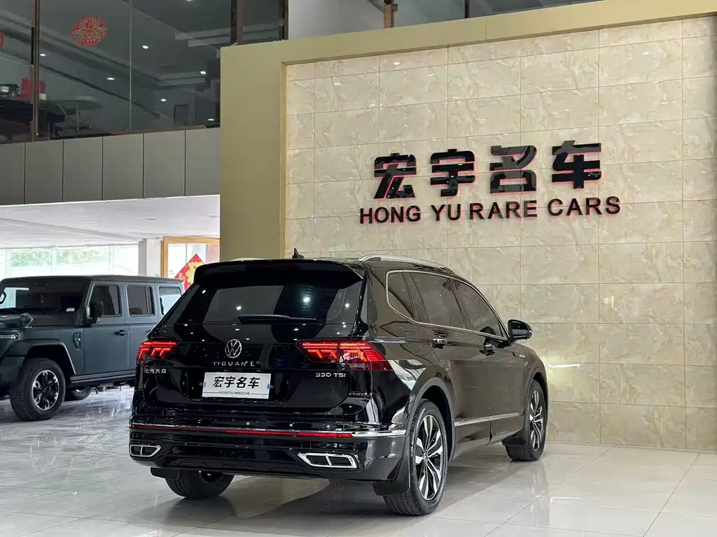 Tiguan L 2023 330TSI automatic two-wheel drive R-Line version купить на сайте DeffCars