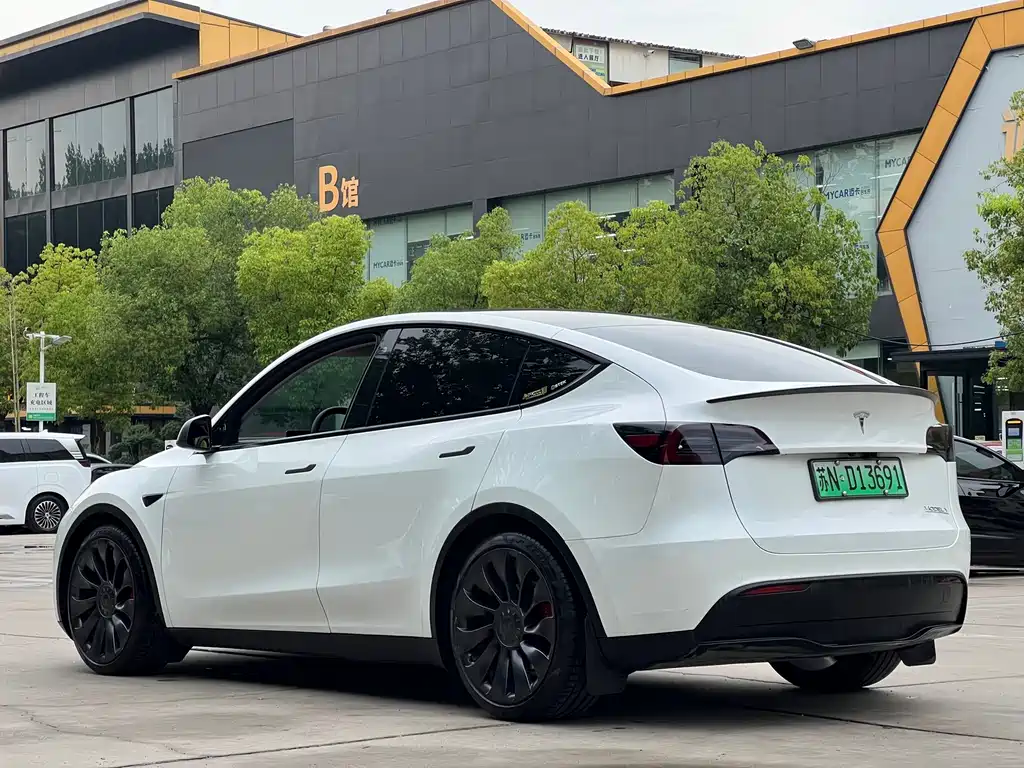 Model Y 2022 Performance High All-Wheel Drive Edition купить на сайте DeffCars