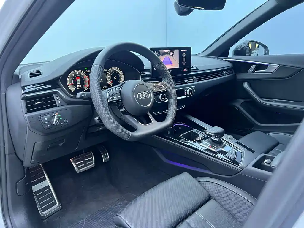Audi A4L 2025 model 2 million Yuexiang version 40 TFSI luxury and dynamic model купить на сайте DeffCars