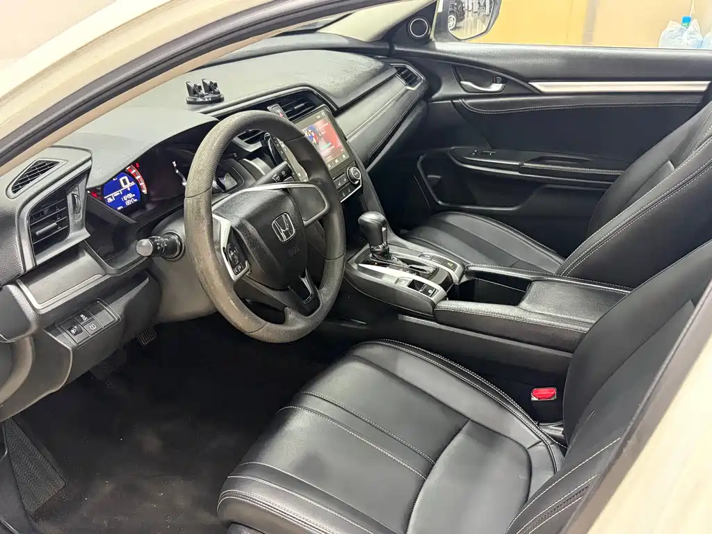 Civic 2016 180TURBO CVT Comfort Edition купить на сайте DeffCars