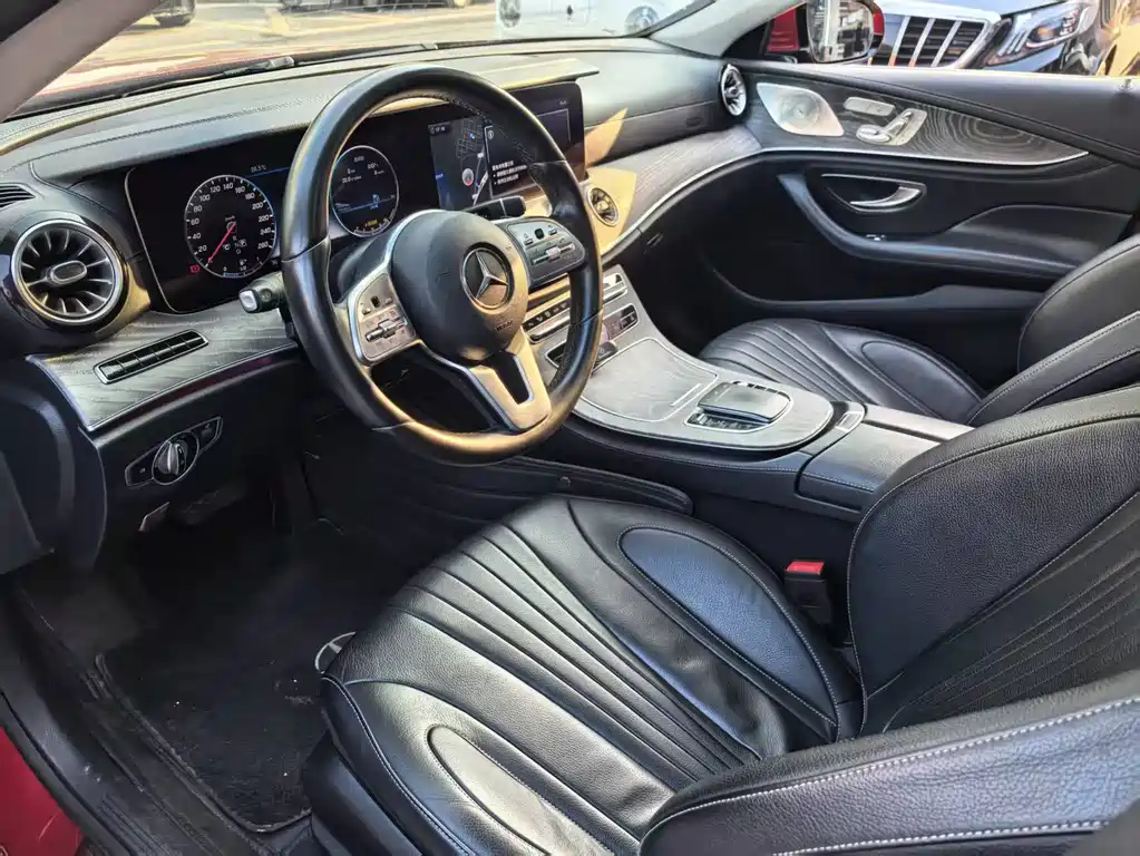 Mercedes-Benz CLS 2018 CLS 300 luxury model купить на сайте DeffCars